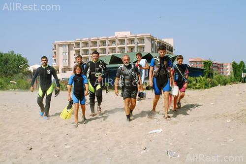Justiniano Park Conti 11